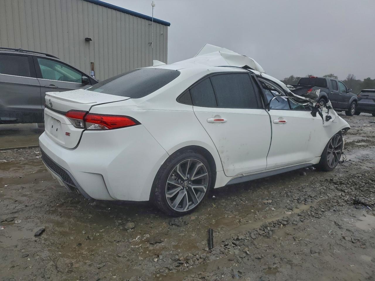 2021 TOYOTA COROLLA