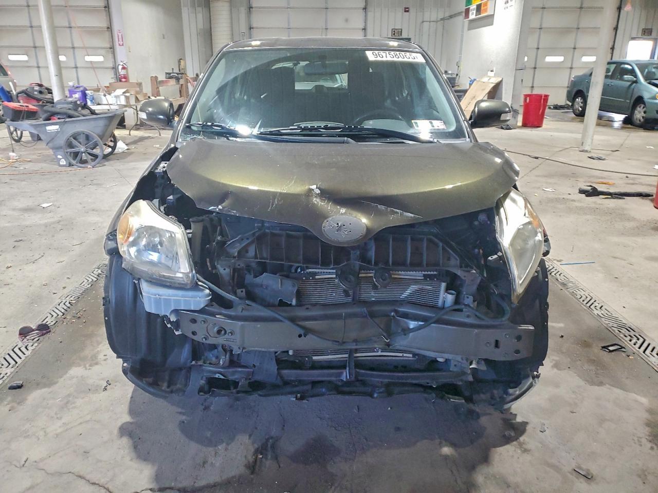 2011 TOYOTA SCION