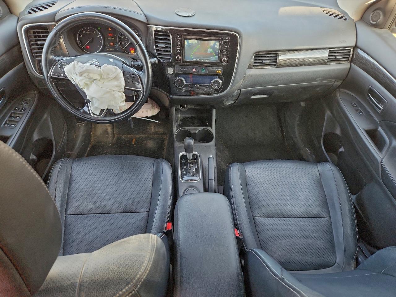 2016 MITSUBISHI outlander
