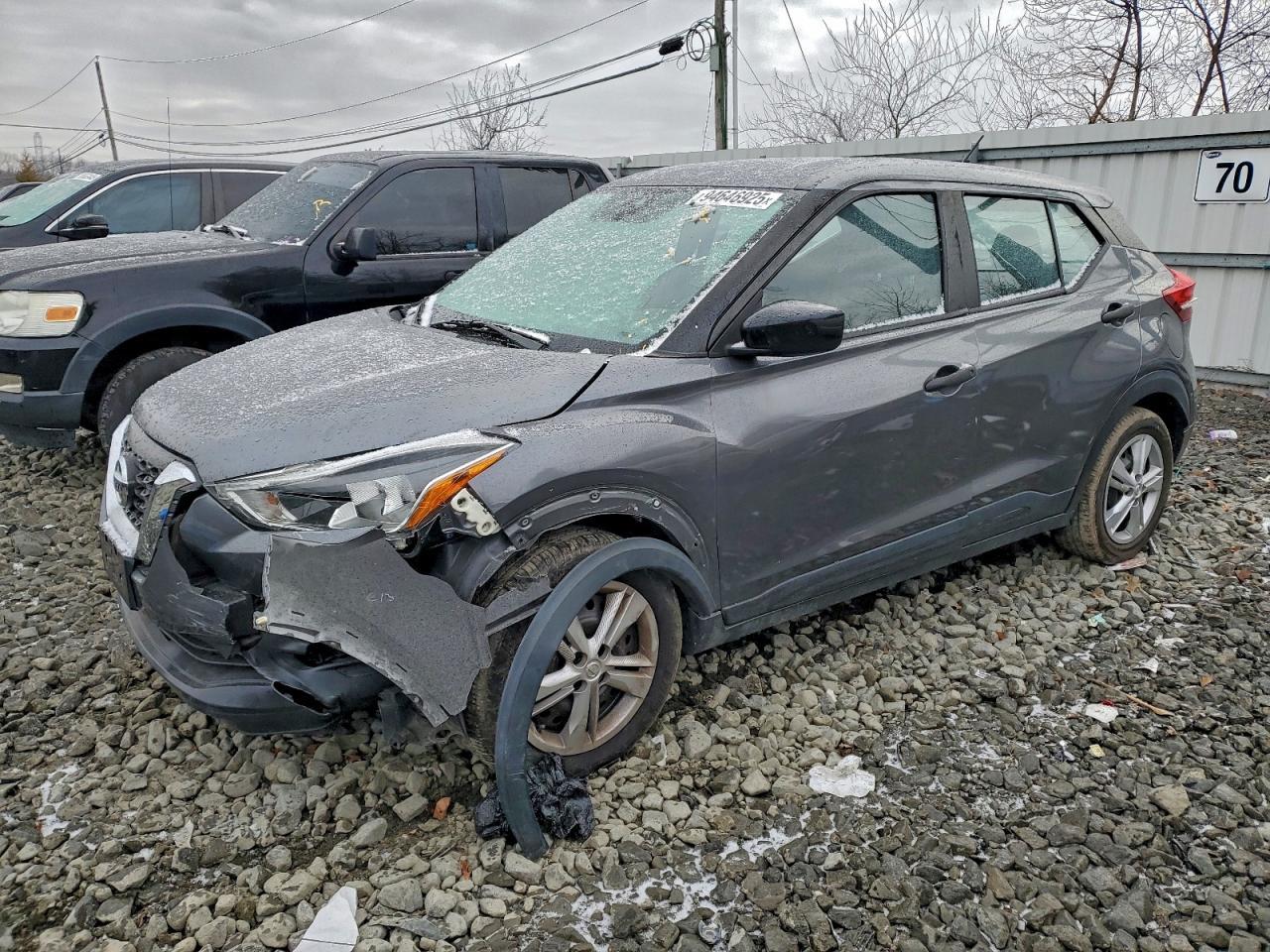 2020 NISSAN KICKS
