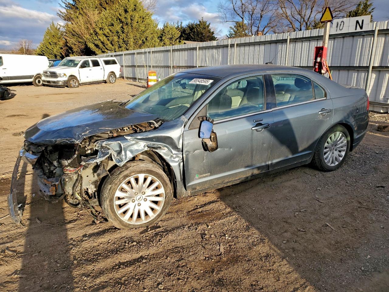 2011 FORD FUSION