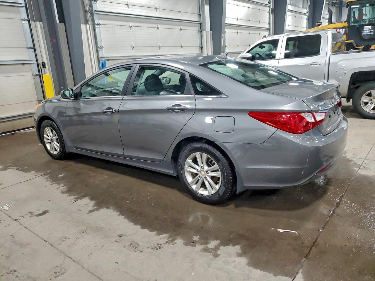 2011 HYUNDAI SONATA