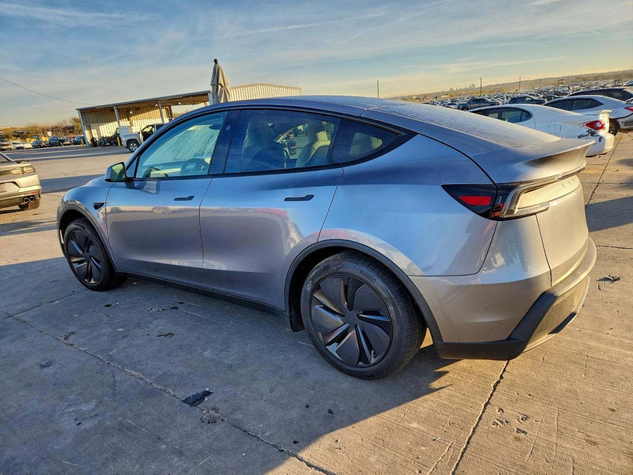 2026 TESLA MODEL Y