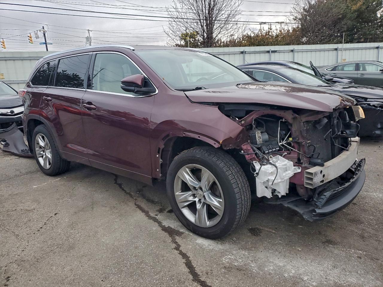 2014 TOYOTA HIGHLANDER