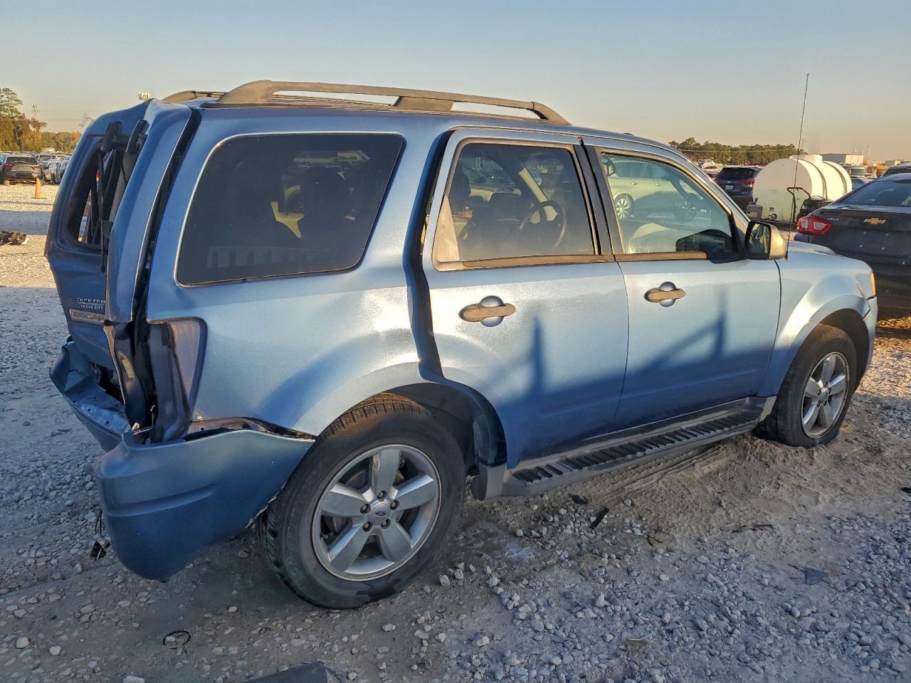 2009 FORD ESCAPE