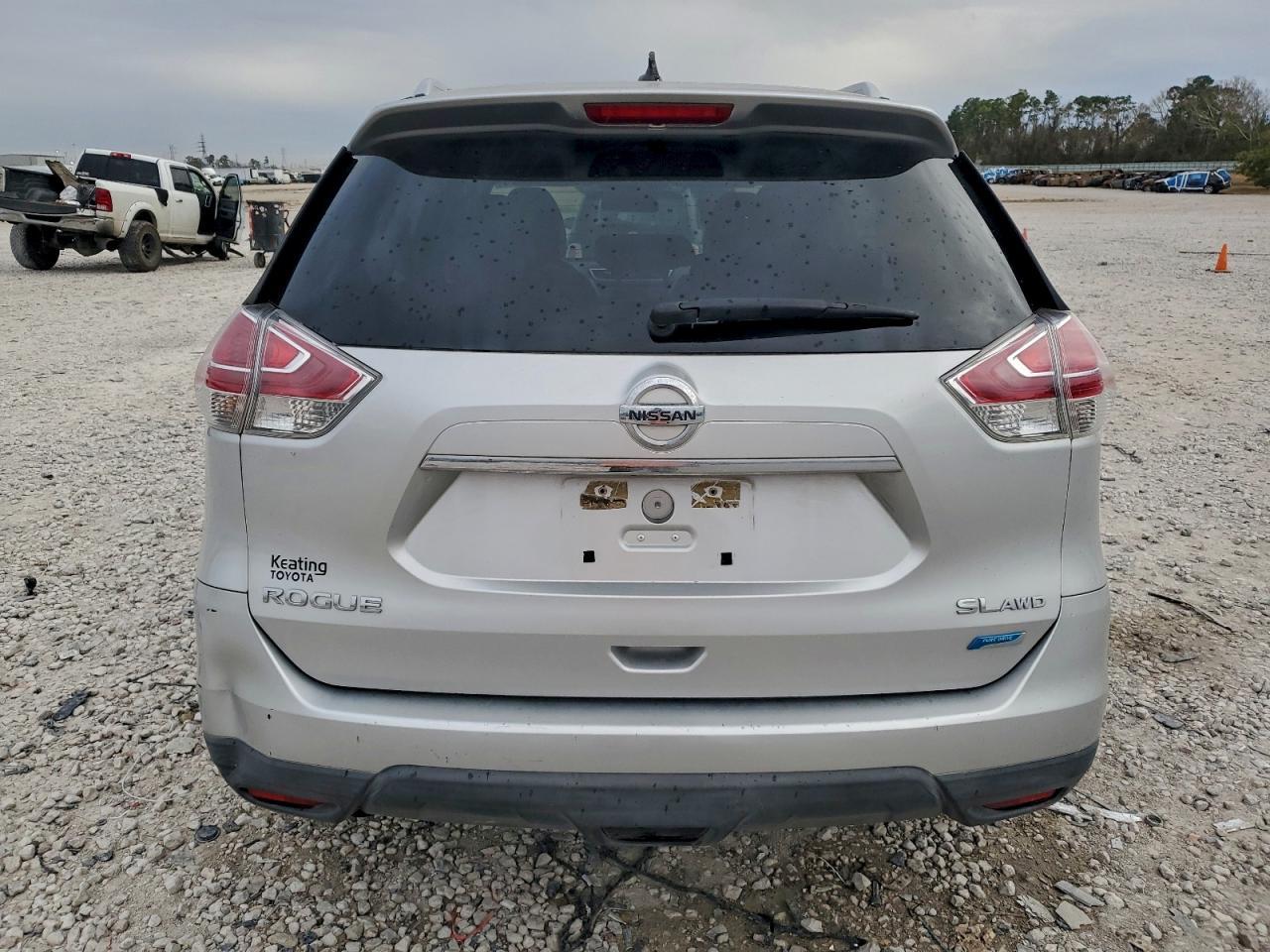 2014 NISSAN ROGUE