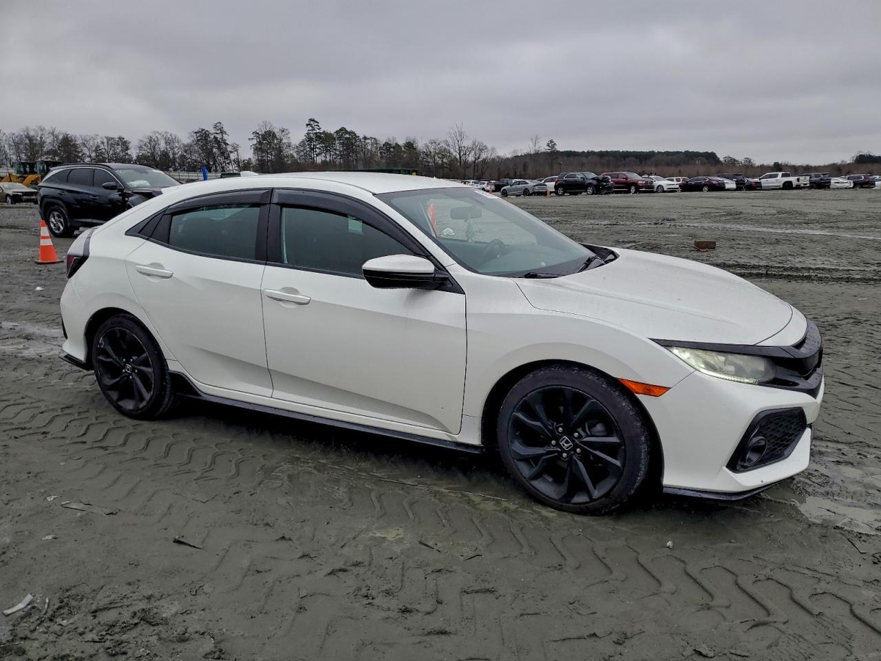 2018 HONDA CIVIC