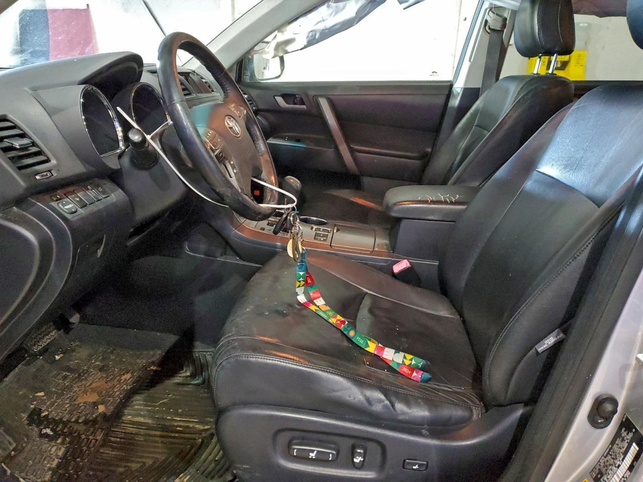 2009 TOYOTA HIGHLANDER