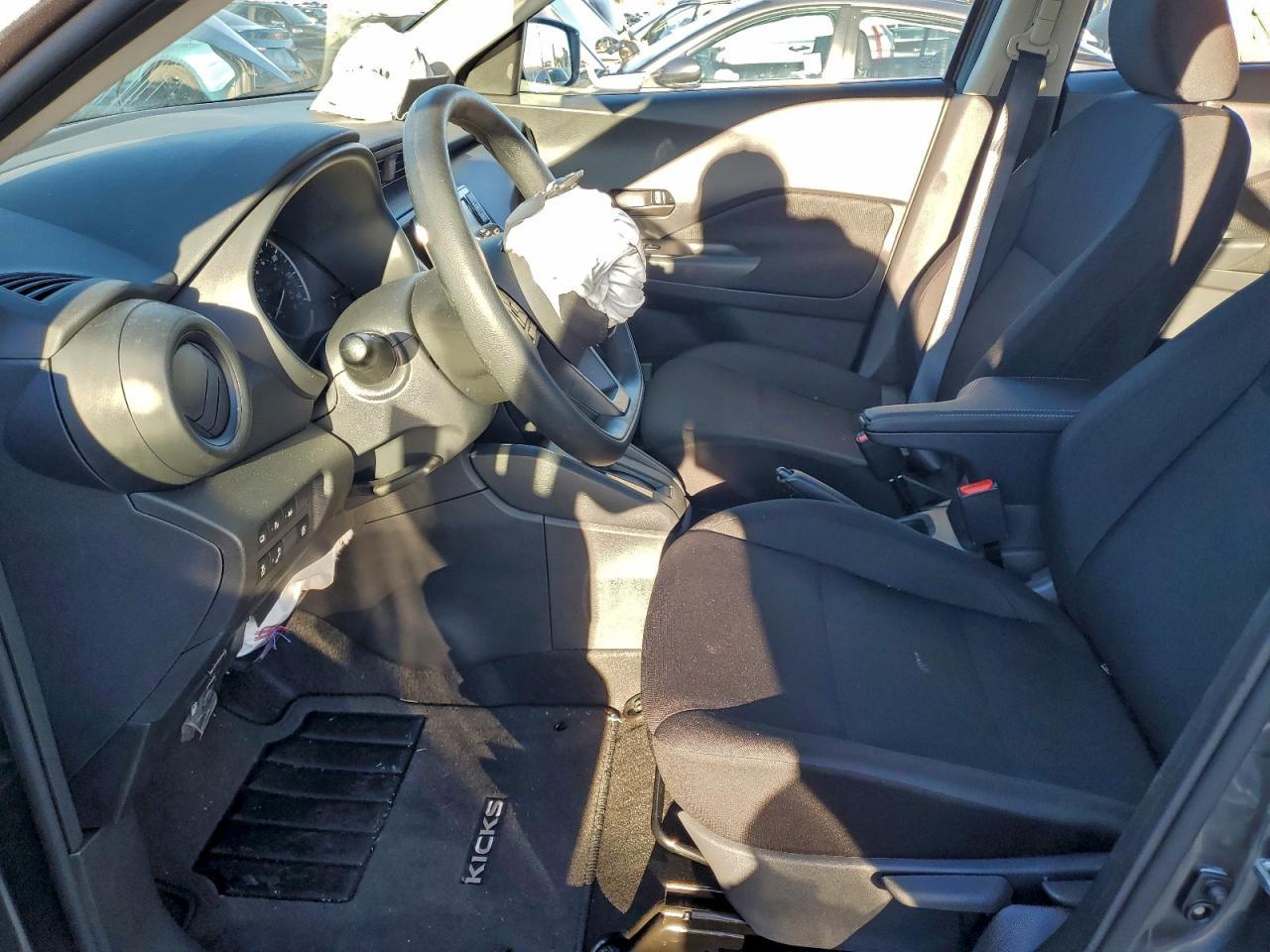 2025 NISSAN KICKS