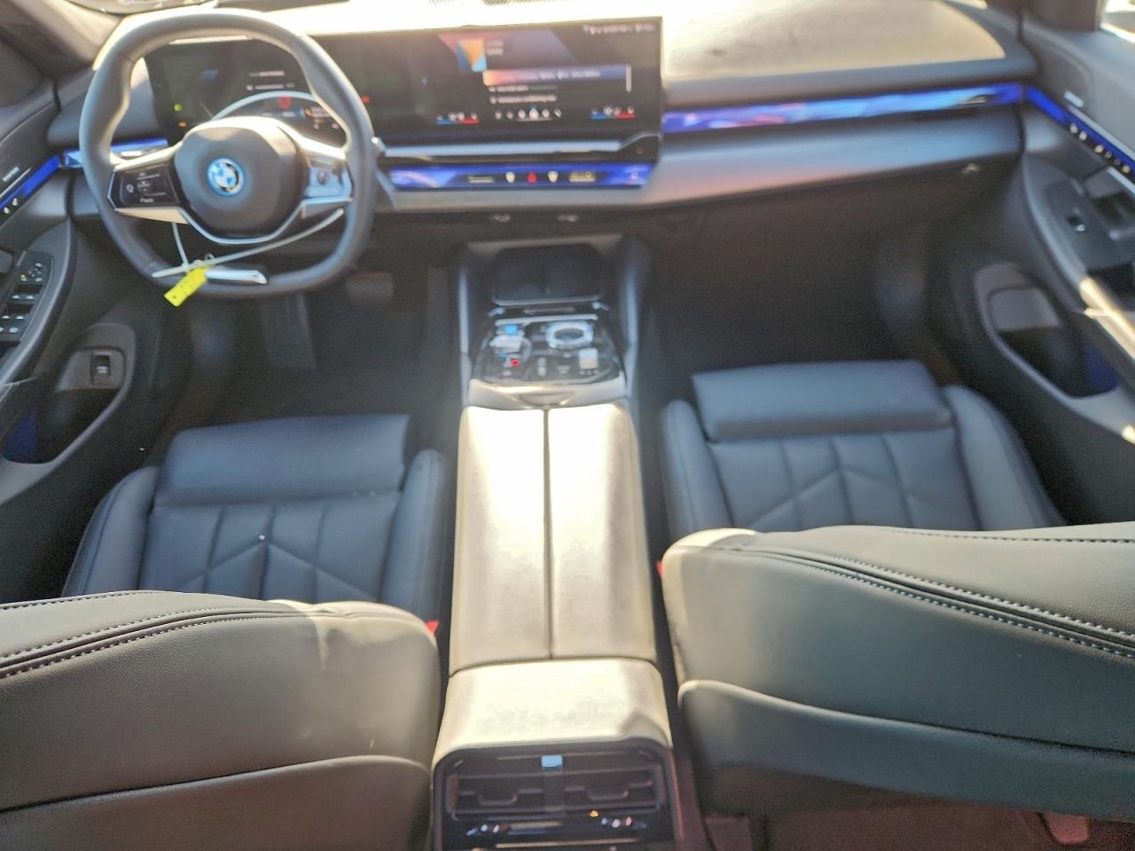 2024 BMW i5