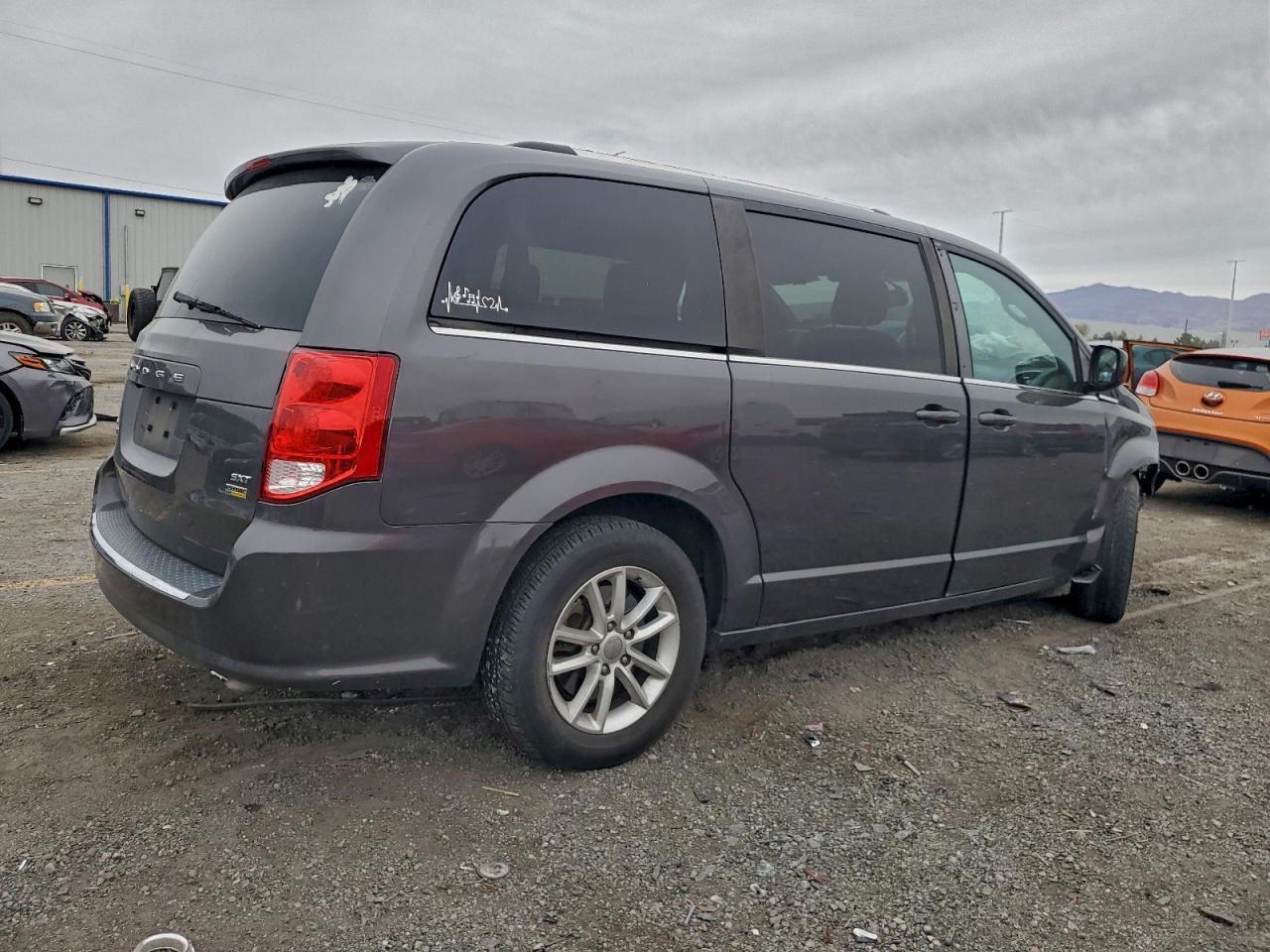2018 DODGE GRAND CARAVAN