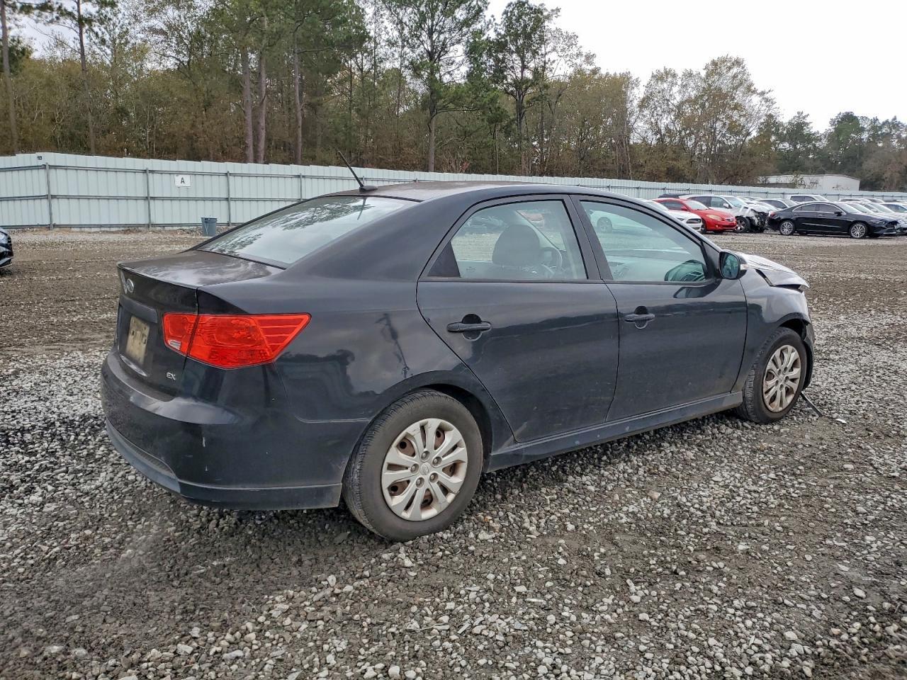 2010 KIA FORTE