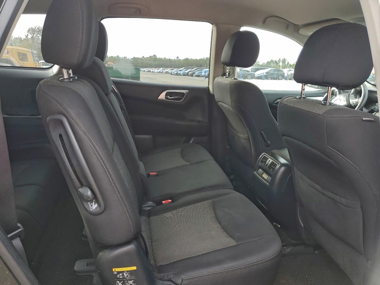 2017 NISSAN PATHFINDER