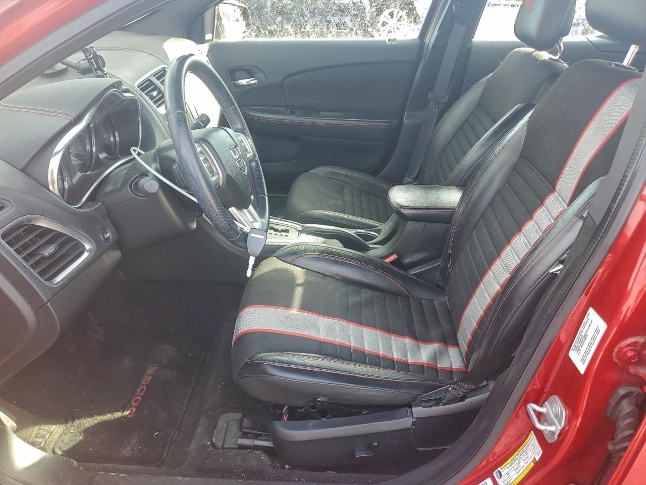 2013 DODGE Avenger