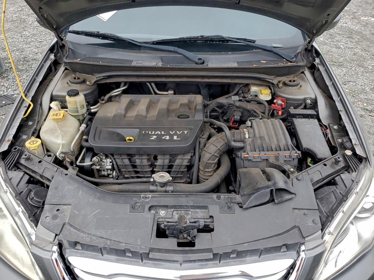 2013 CHRYSLER 200