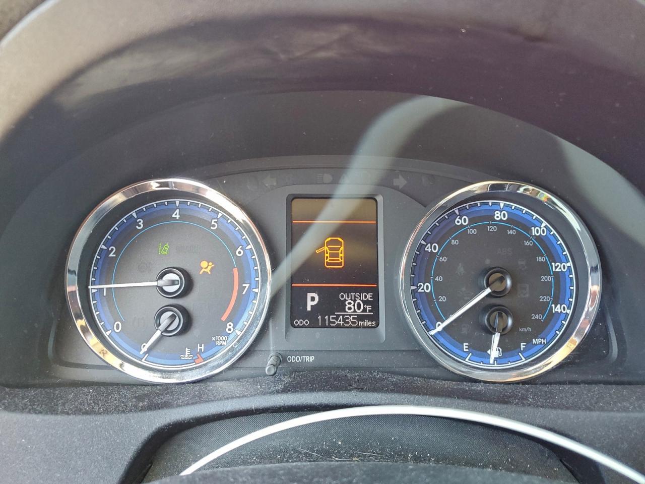 2018 TOYOTA COROLLA