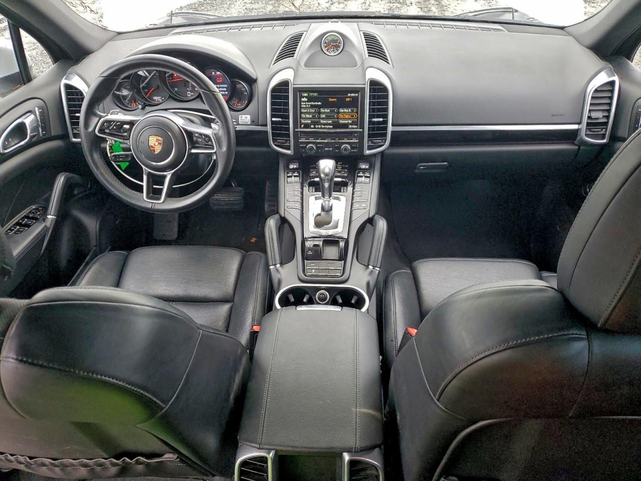 2015 PORSCHE CAYENNE