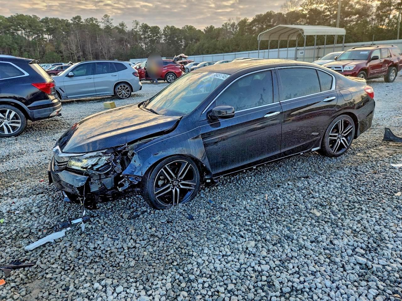 2017 HONDA ACCORD