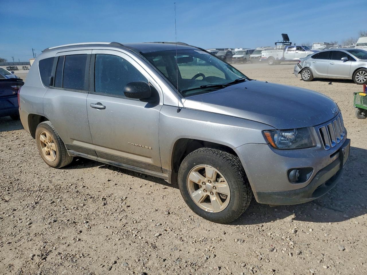 2015 JEEP Compass