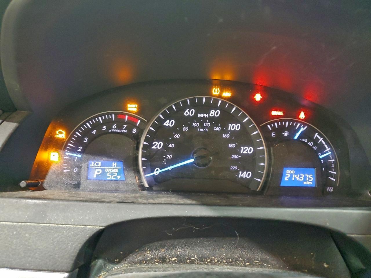 2014 TOYOTA CAMRY
