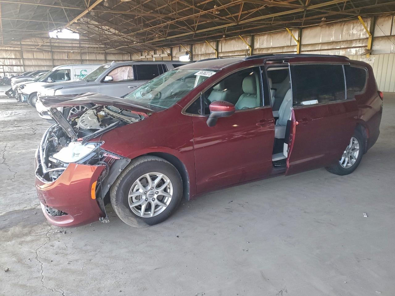 2021 CHRYSLER Voyager