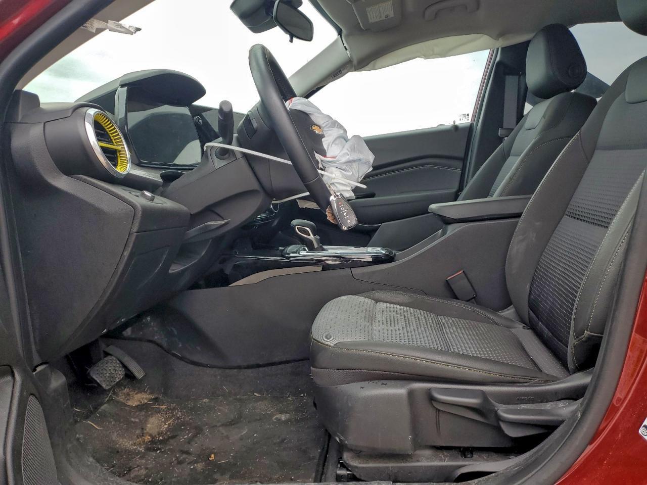 2025 CHEVROLET TRAX