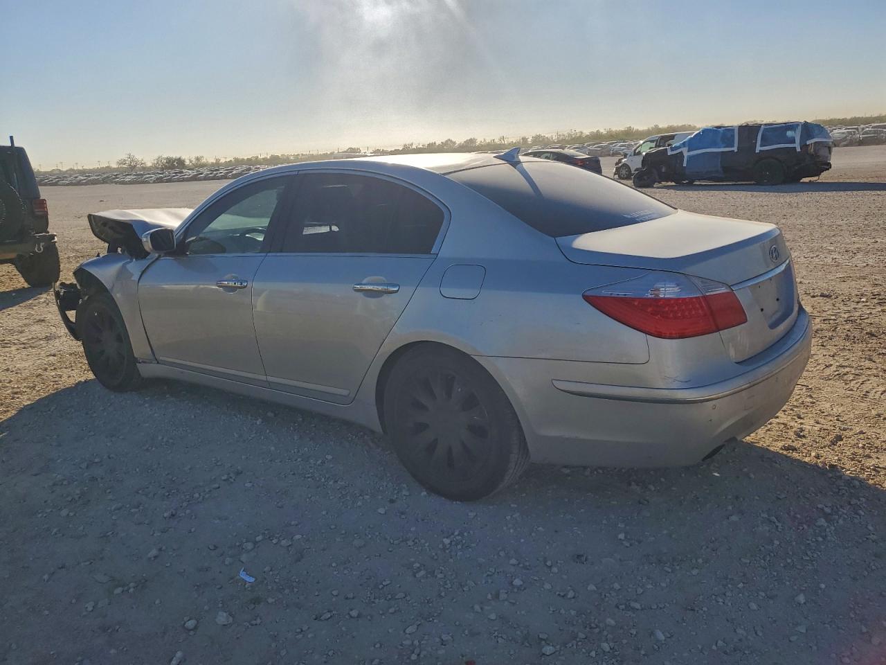 2011 HYUNDAI GENESIS