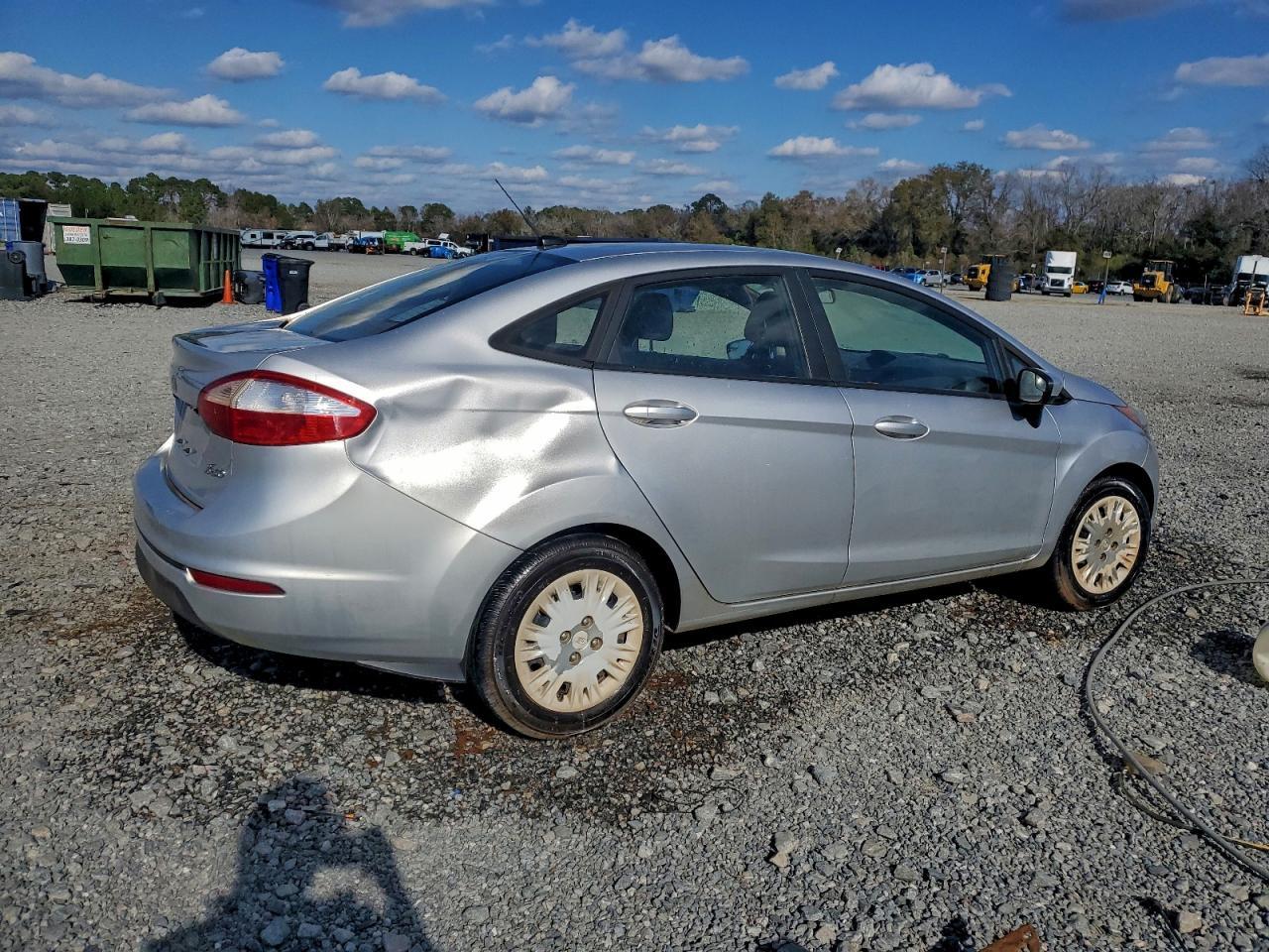 2017 FORD Fiesta