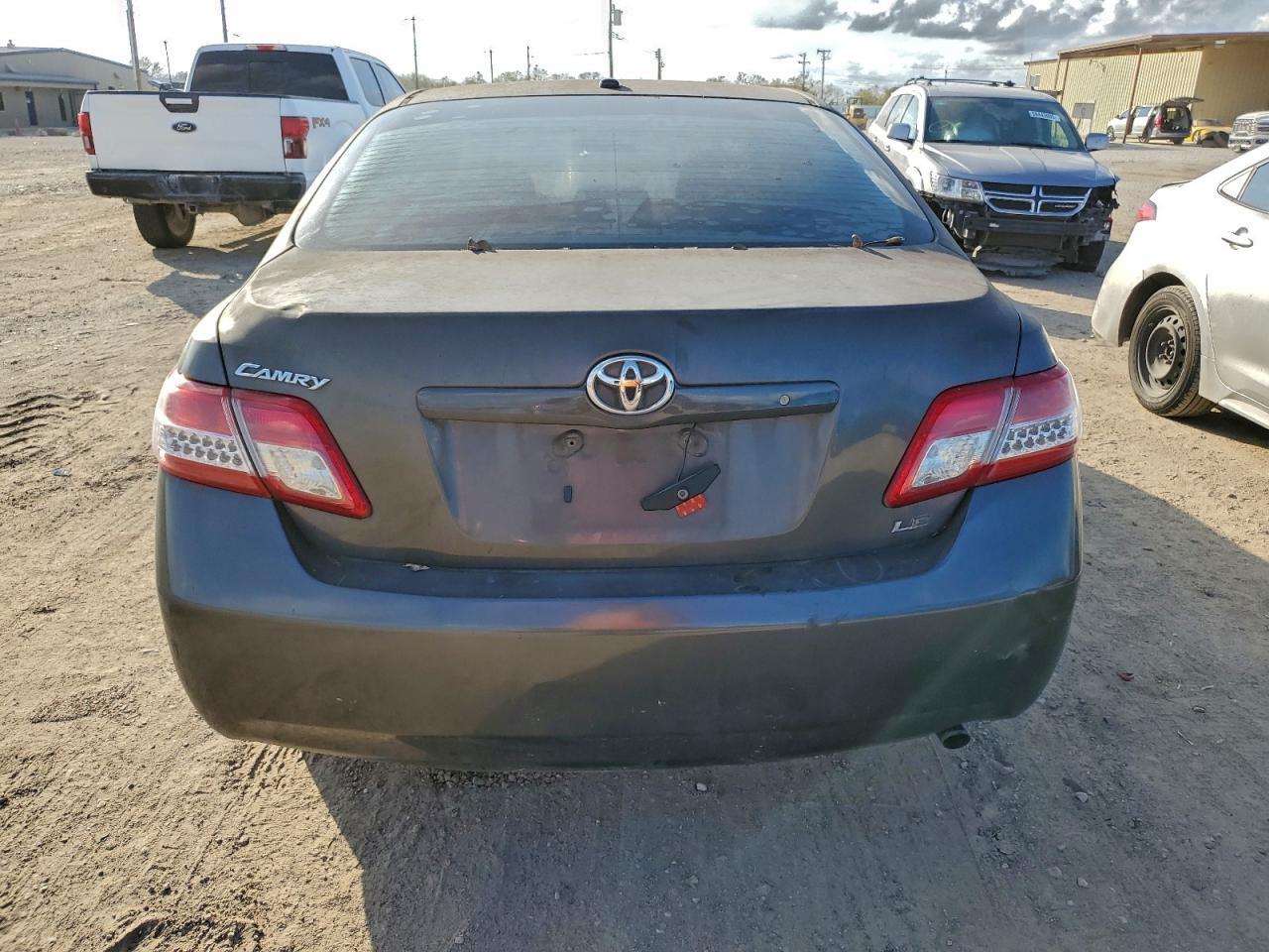 2010 TOYOTA CAMRY