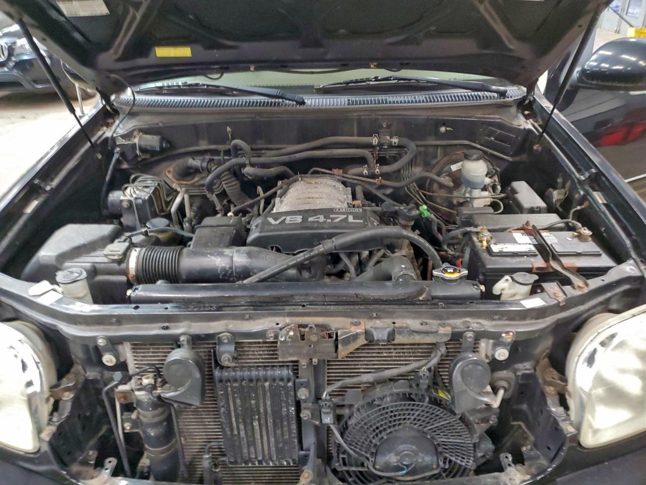2004 TOYOTA Sequoia