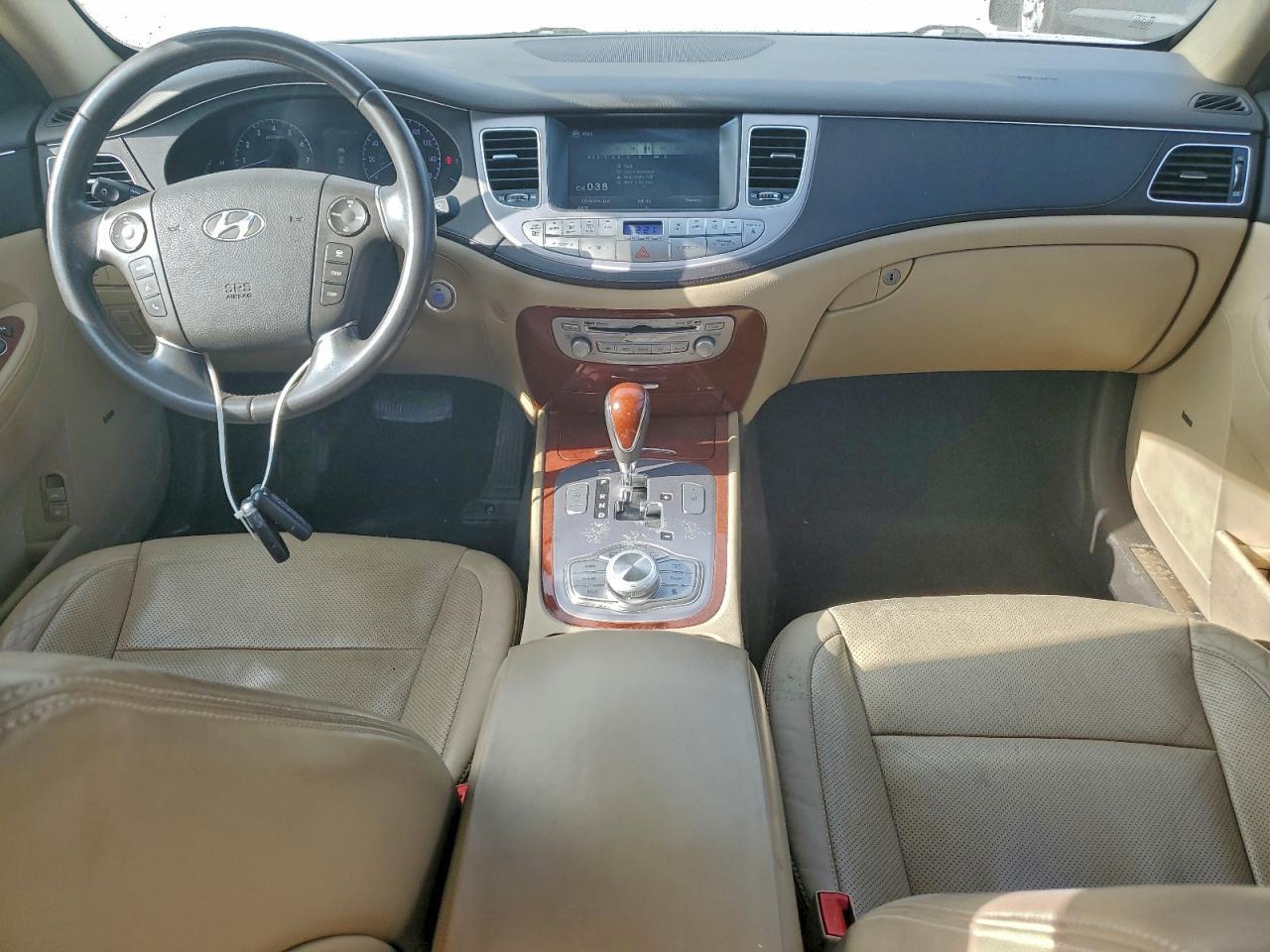 2014 HYUNDAI GENESIS