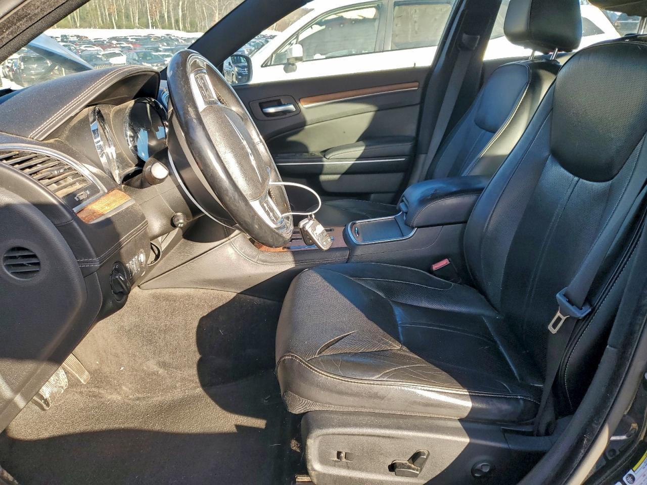 2012 CHRYSLER 300