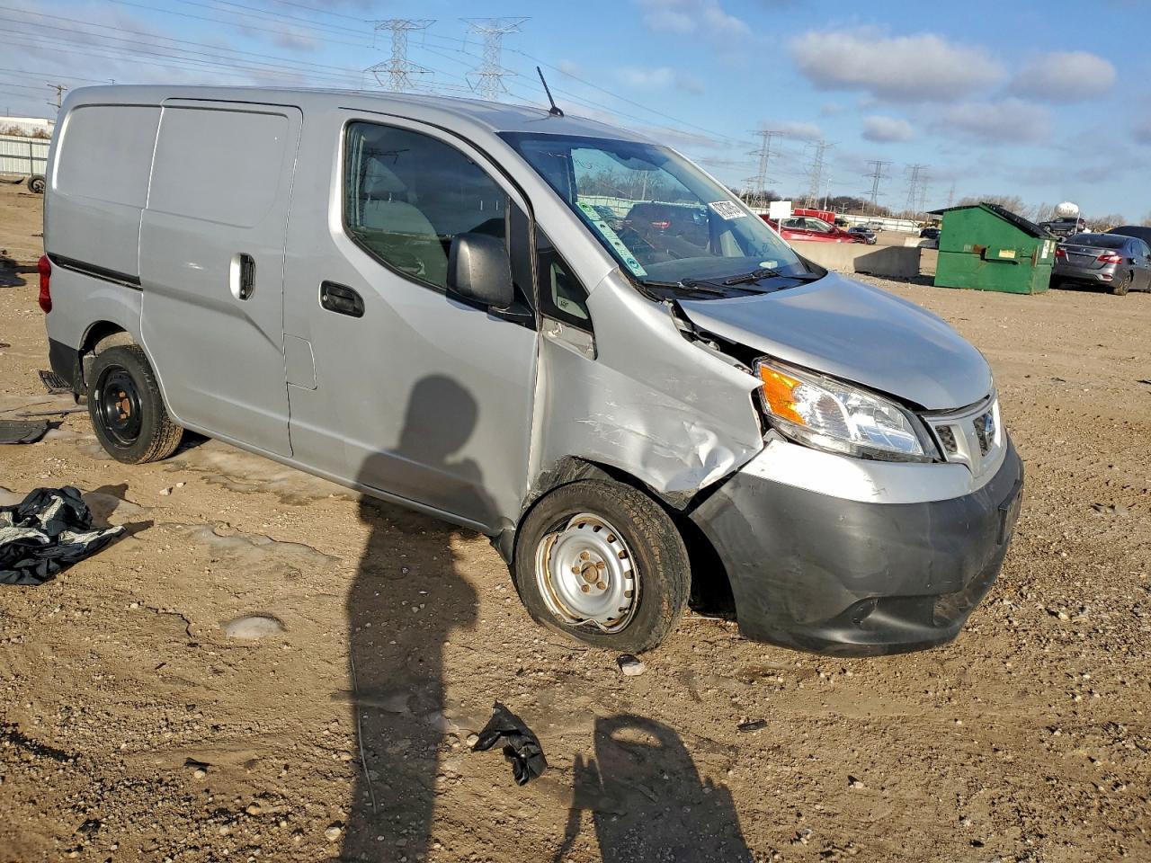2017 NISSAN NV 200