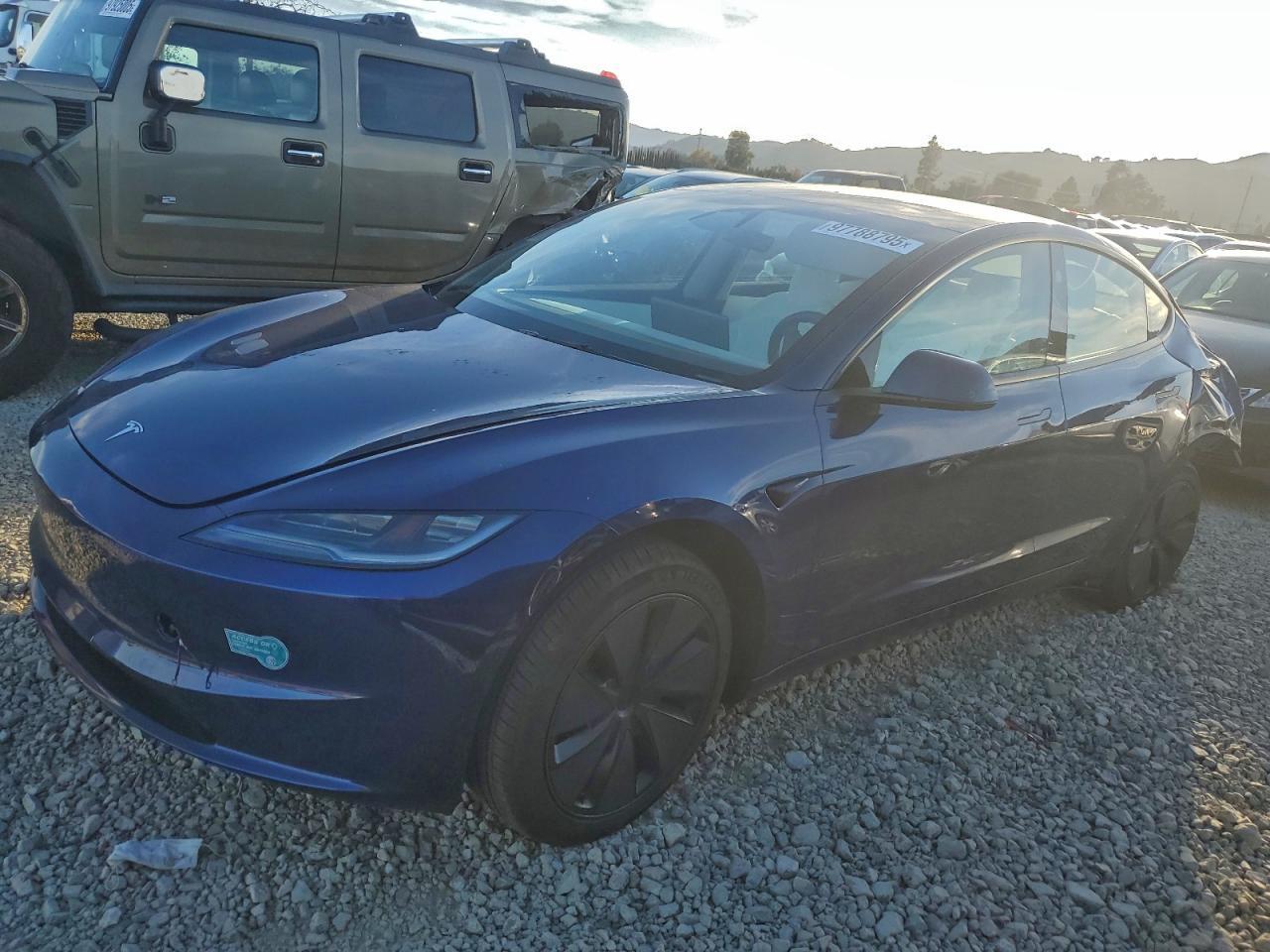 2025 TESLA MODEL 3