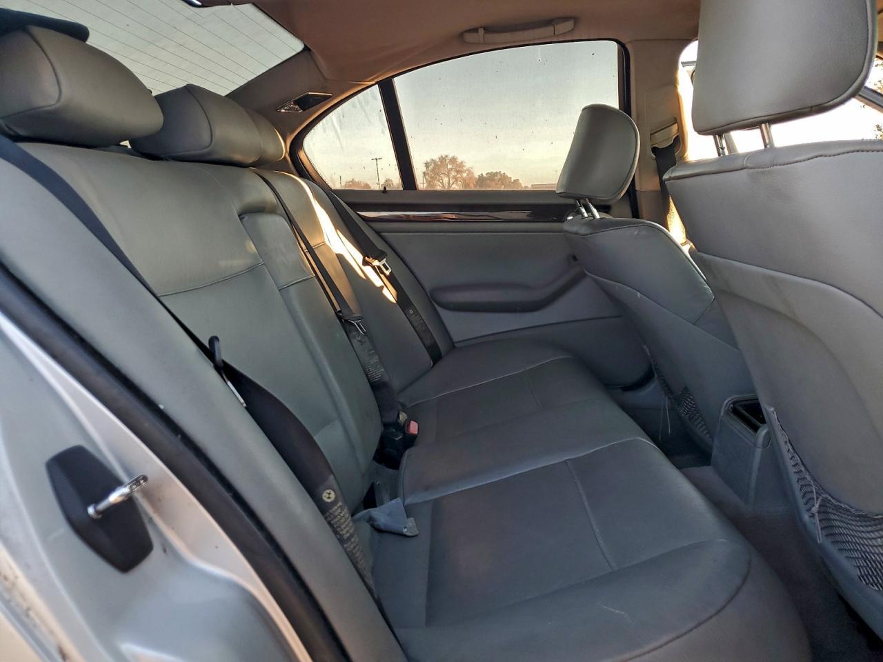 2004 BMW 3 SERIES