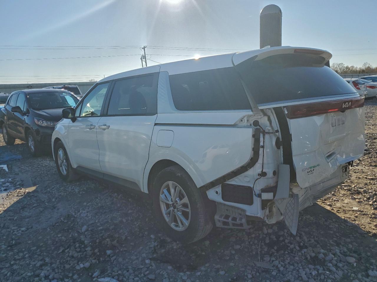 2023 KIA Carnival