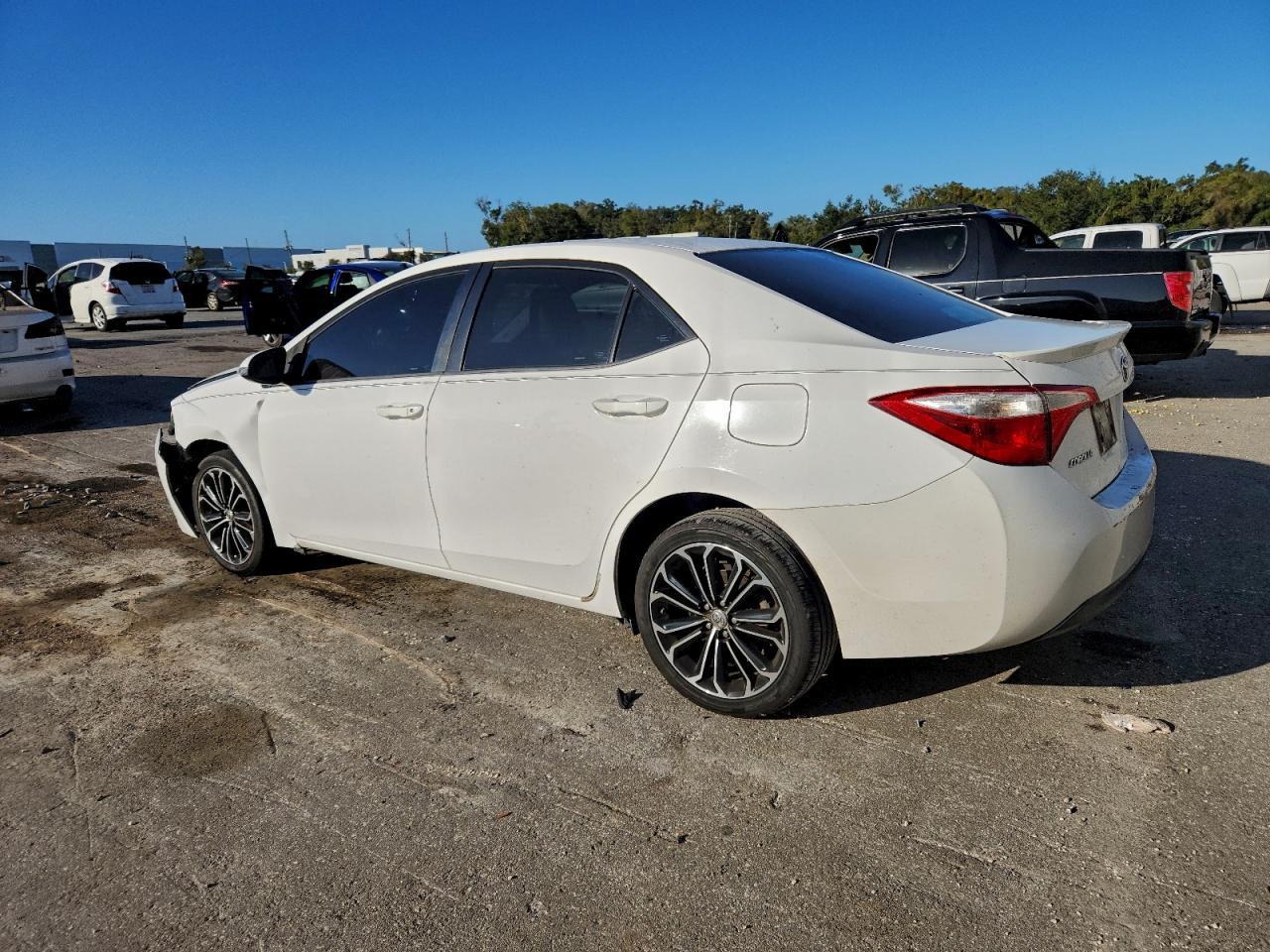 2014 TOYOTA COROLLA