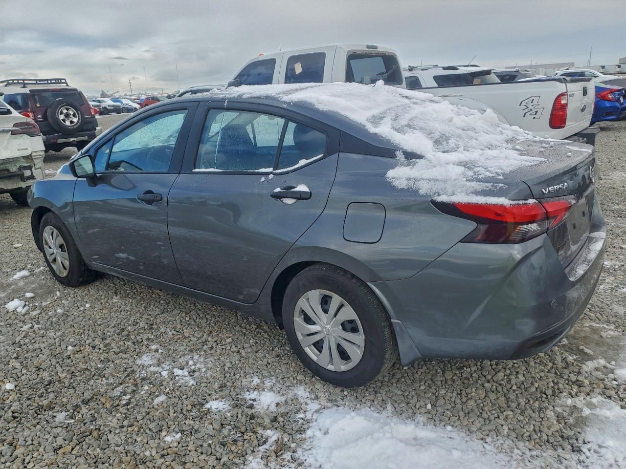 2025 NISSAN VERSA