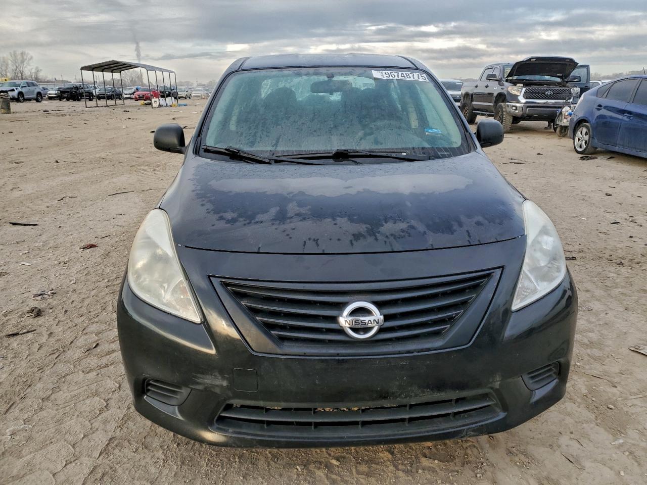 2012 NISSAN VERSA