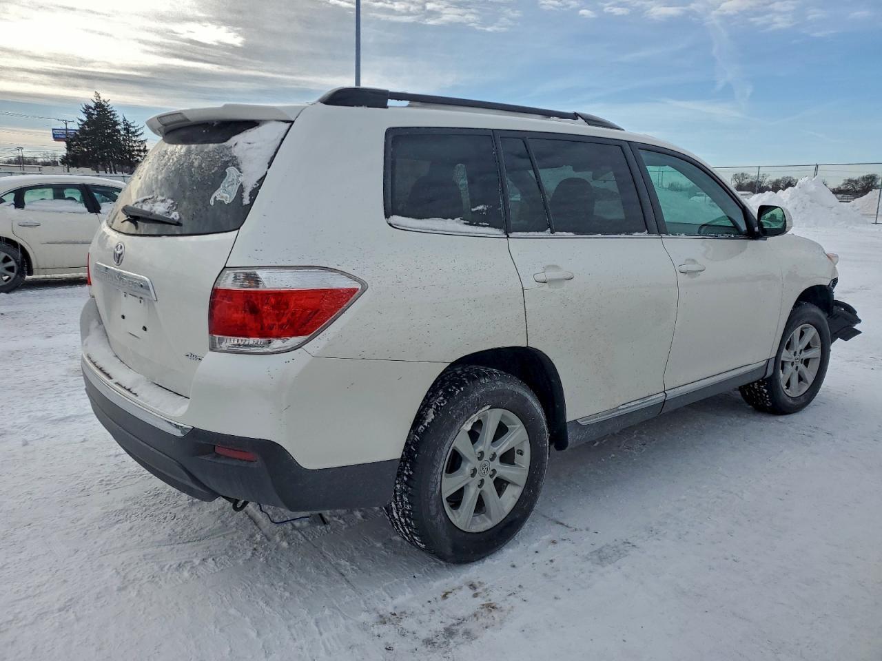2013 TOYOTA HIGHLANDER