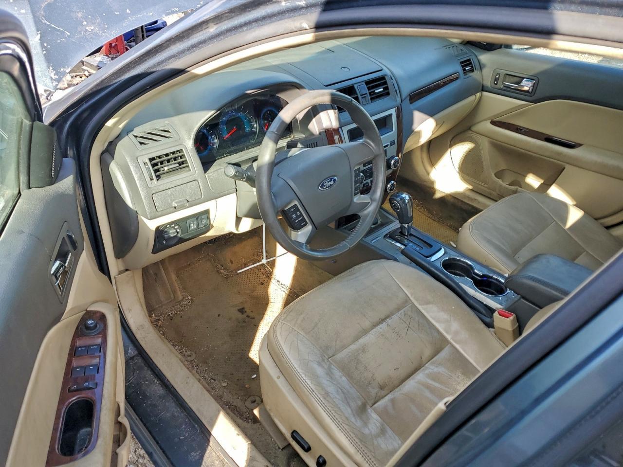 2011 FORD FUSION