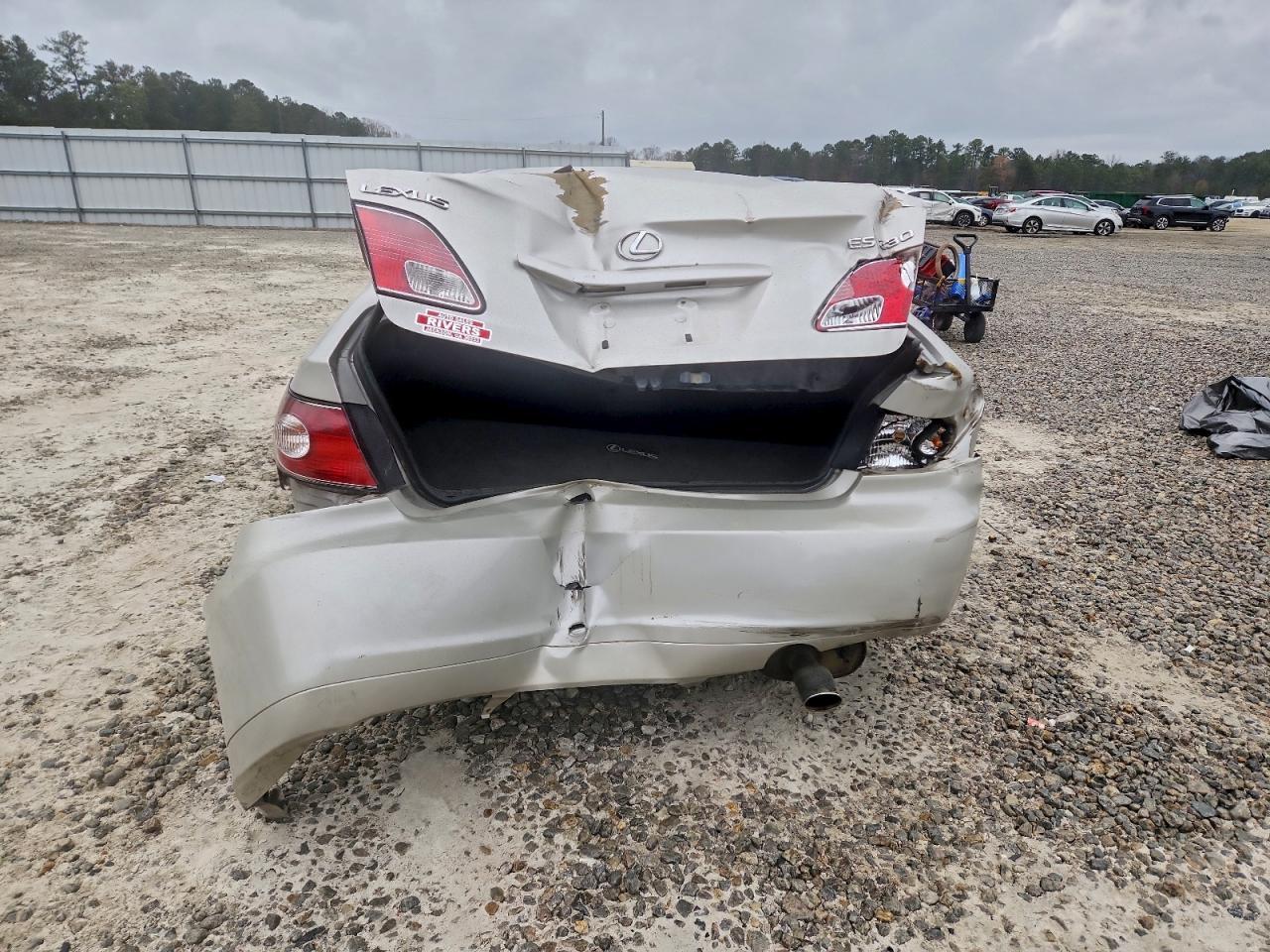 2004 LEXUS ES 330