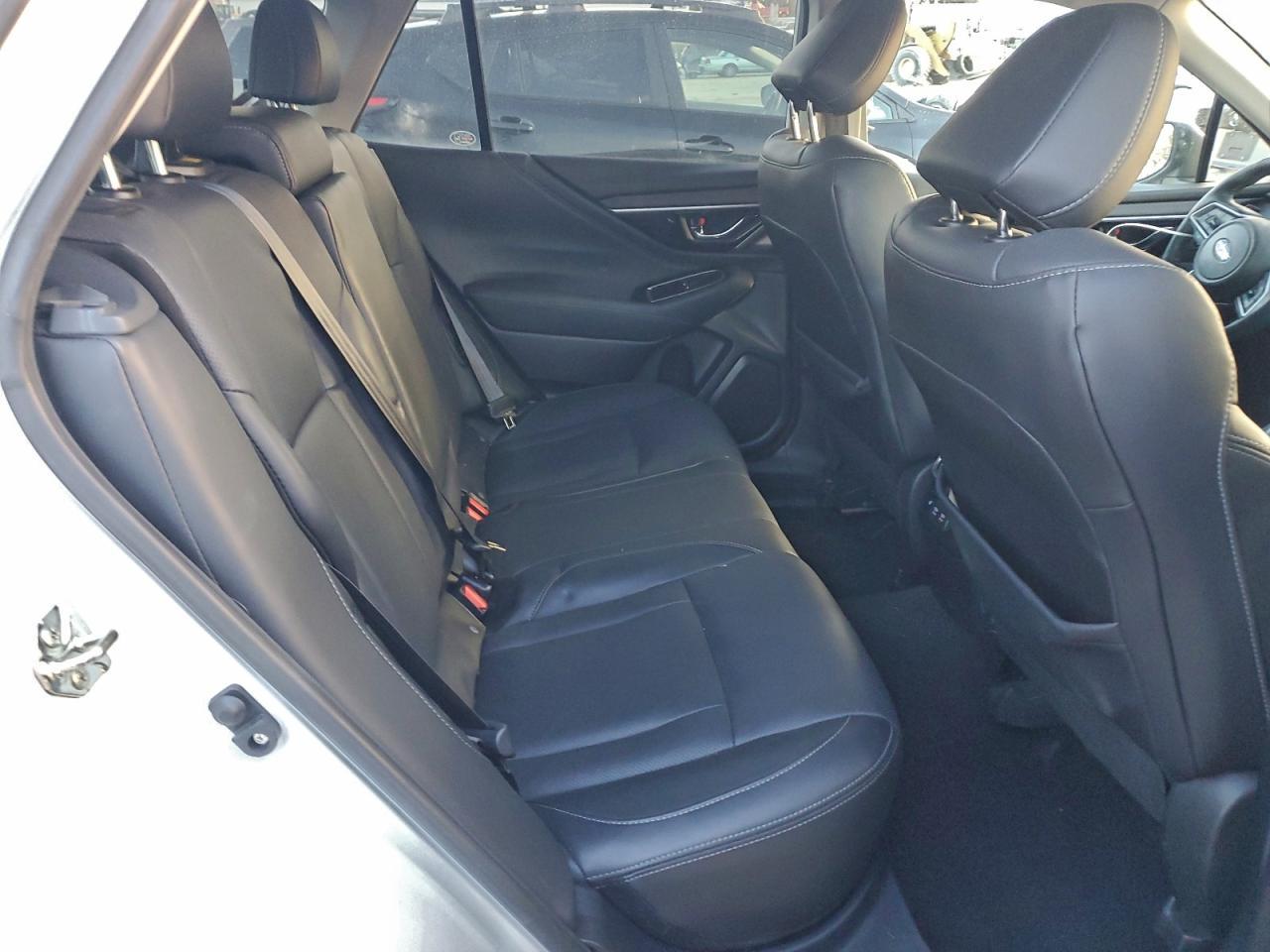 2020 SUBARU Outback