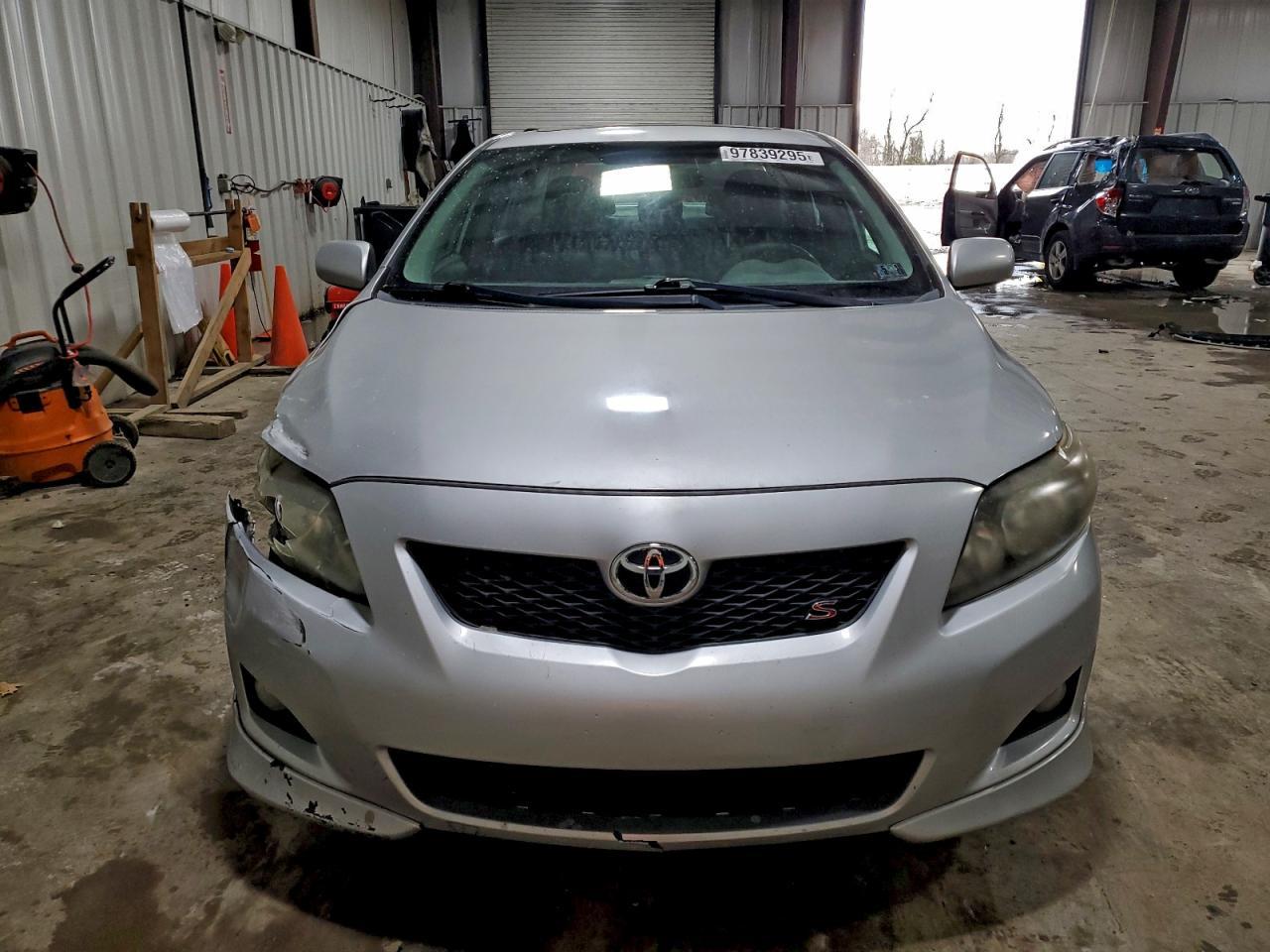 2009 TOYOTA COROLLA