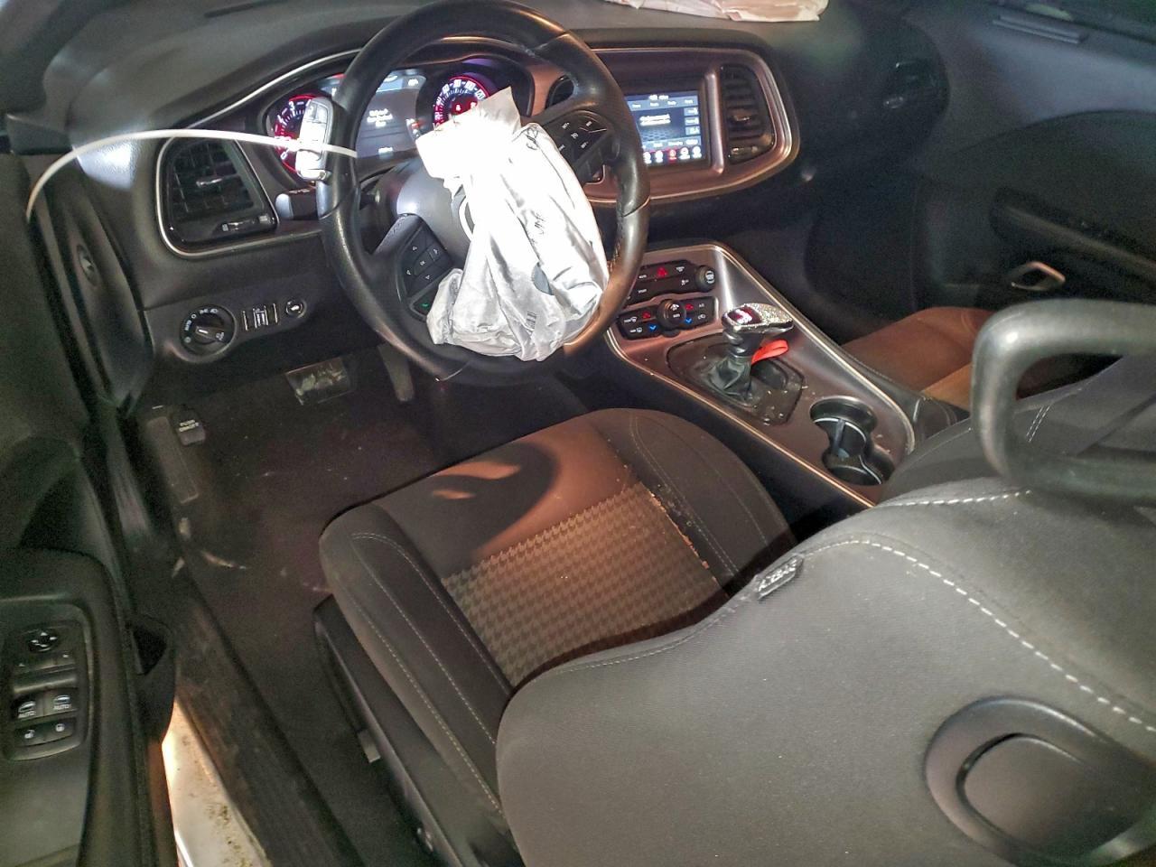 2018 DODGE Challenger