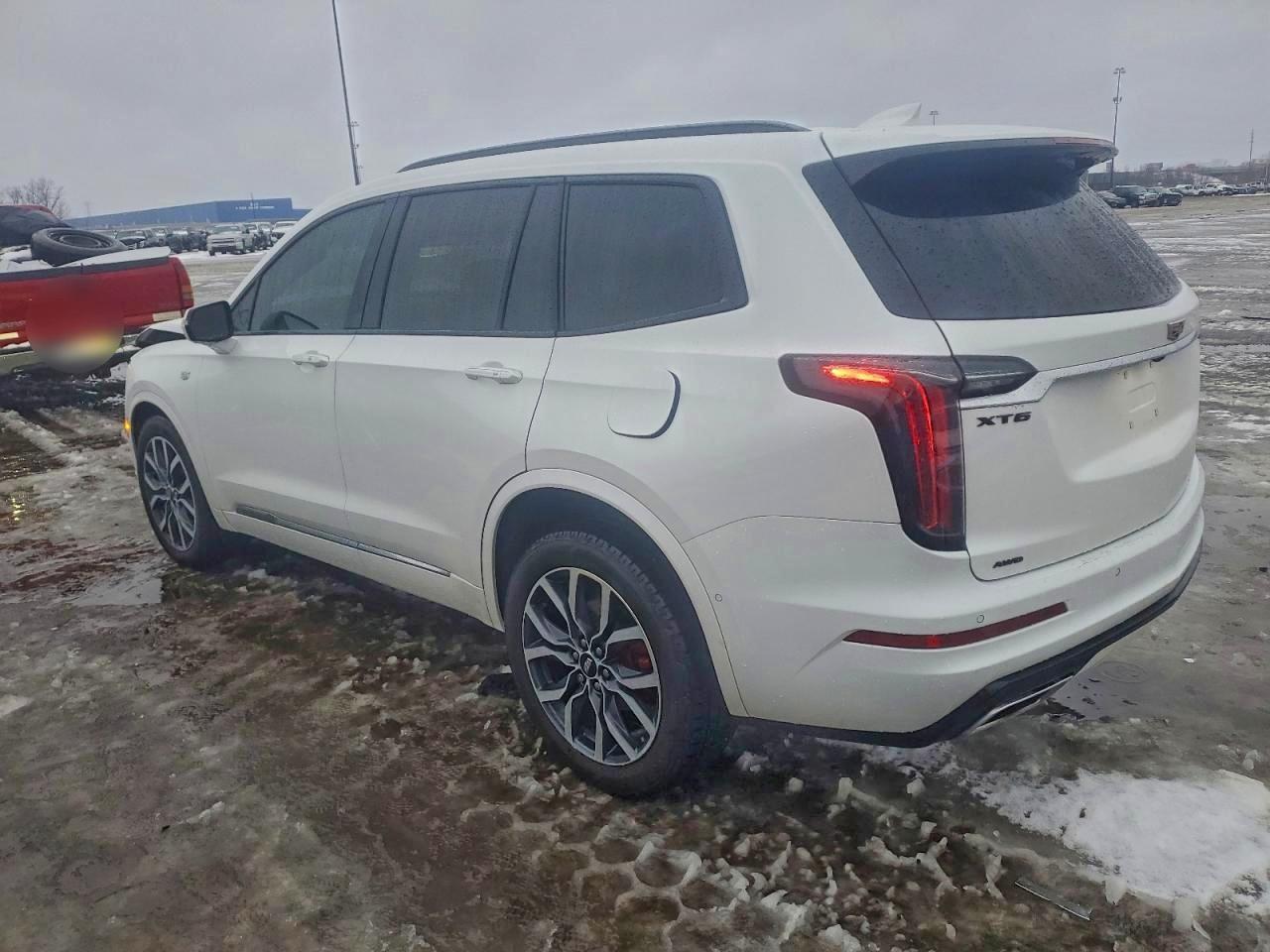 2024 CADILLAC XT6