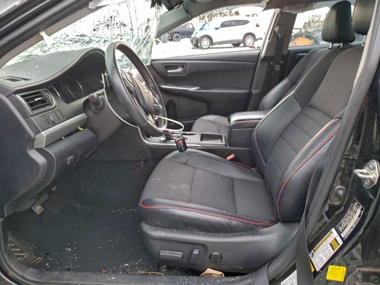 2017 TOYOTA CAMRY