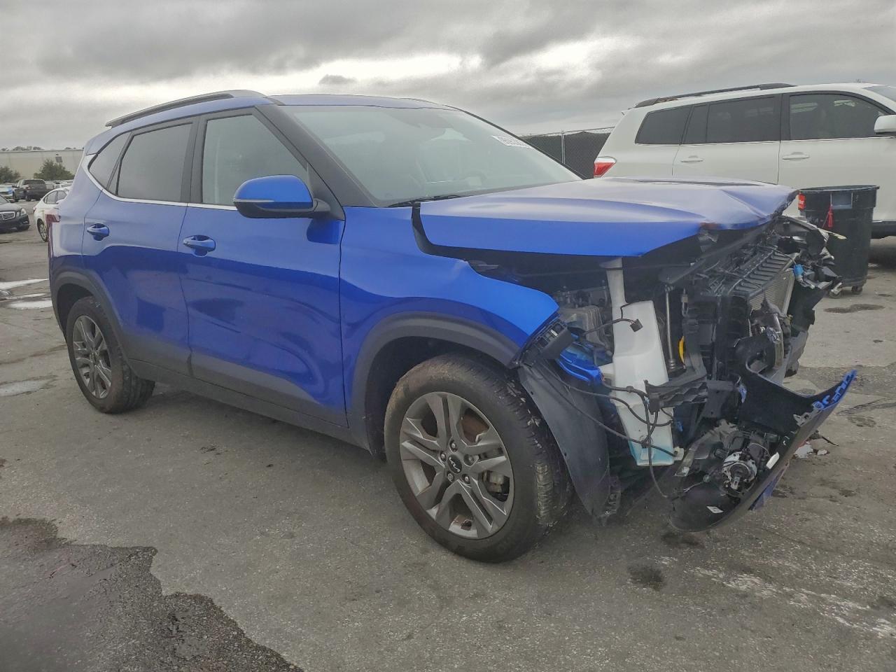 2023 KIA SELTOS