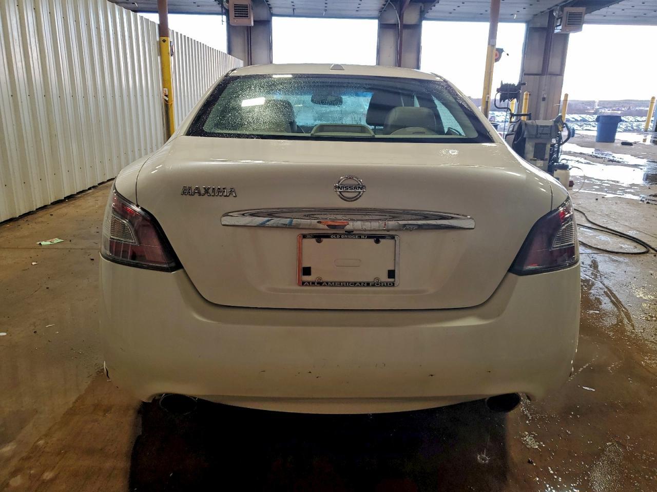 2014 NISSAN Maxima