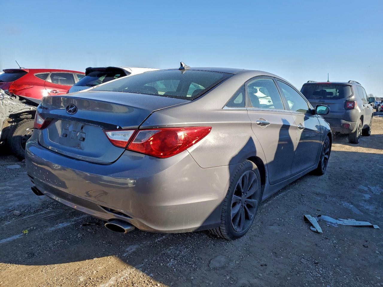 2011 HYUNDAI SONATA